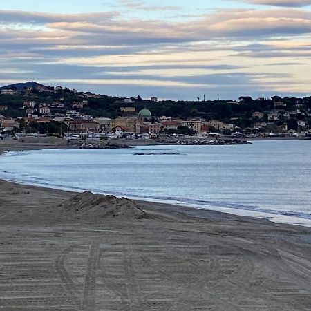 Il Nido Sui Tetti Villa Albisola Superiore Eksteriør bilde